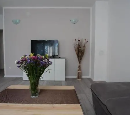 Mate Lägenhet Stobreč